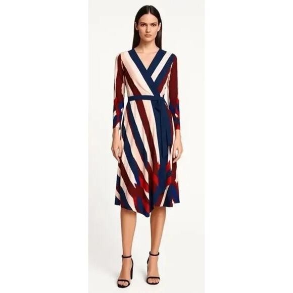 EUC BCBGMAXAZRIA Isabella Wrap Dress - Women's Size Small - Picture 1 of 9